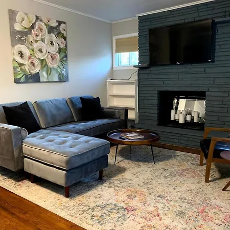 Rose District Willow House By Tulsa Getaways